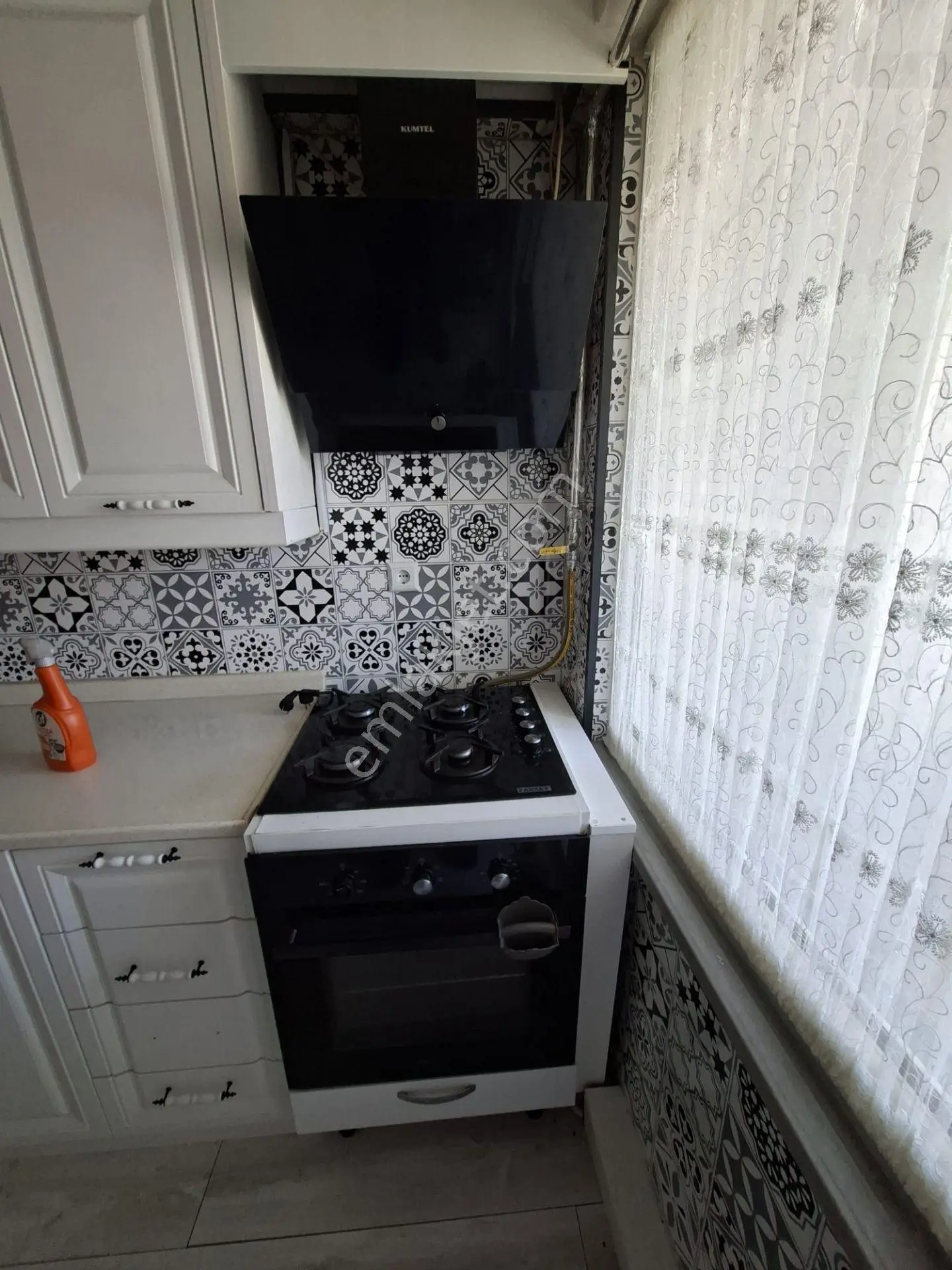 Çorlu Reşadiye'de Satılık 3+1 Bakımlı Ara Kat Daire — fotoğraf 2