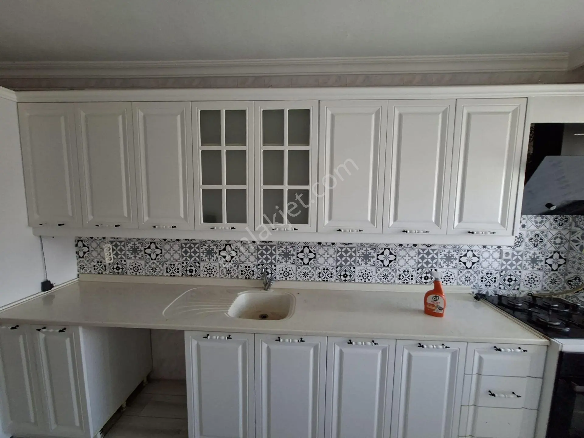 Çorlu Reşadiye'de Satılık 3+1 Bakımlı Ara Kat Daire — fotoğraf 4