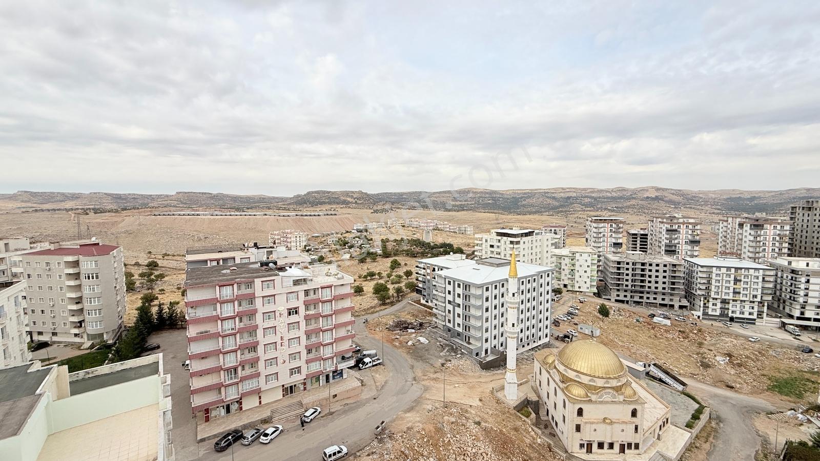 Hastane Yanı Aile Sitesinde Satılık 3+1 Daire İsbay Emlak'ta — fotoğraf 18