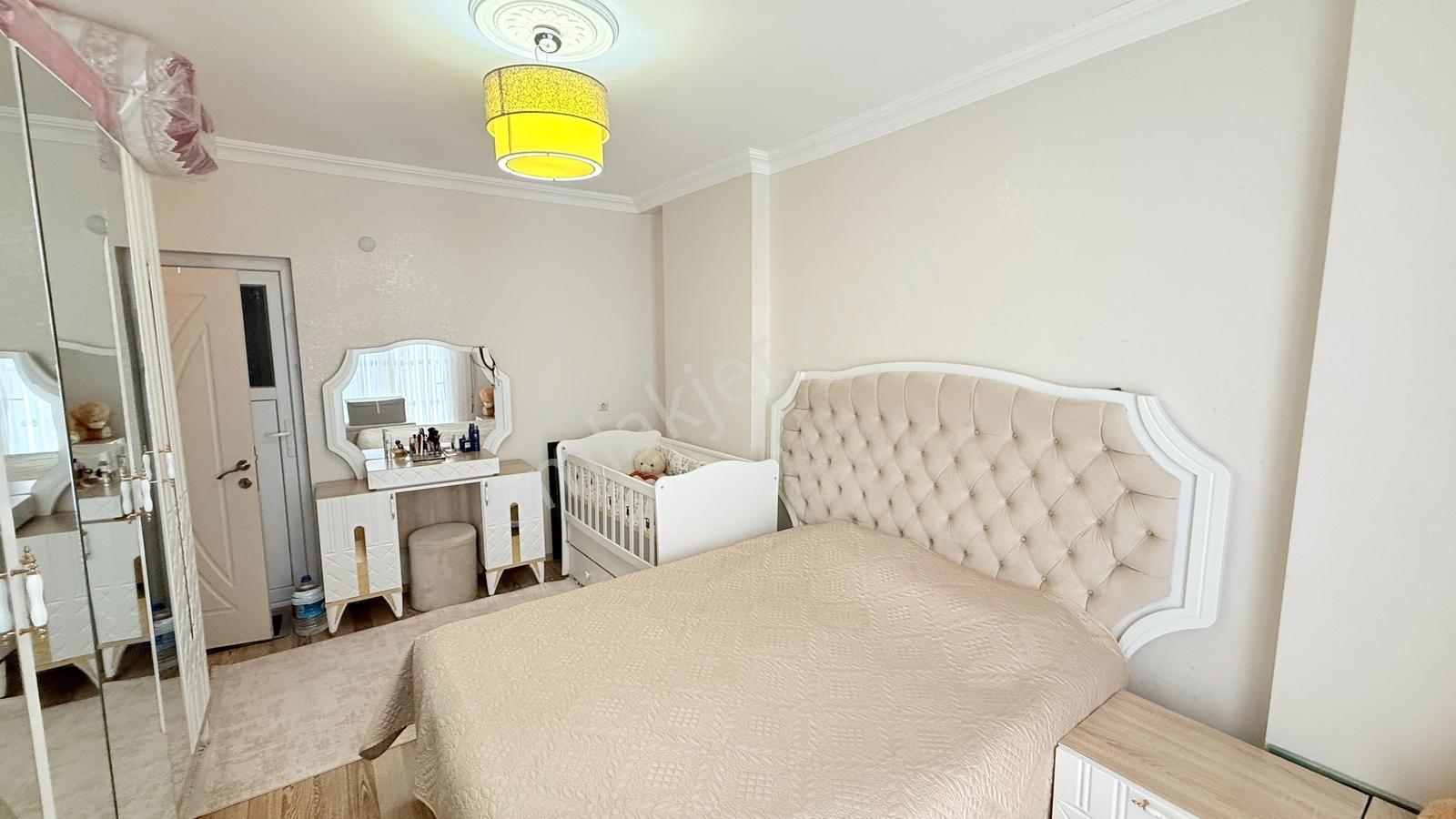 Hastane Yanı Aile Sitesinde Satılık 3+1 Daire İsbay Emlak'ta — fotoğraf 30