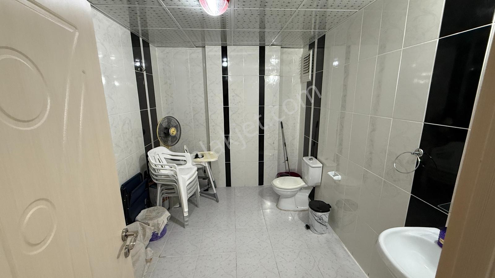 Hastane Yanı Aile Sitesinde Satılık 3+1 Daire İsbay Emlak'ta — fotoğraf 35