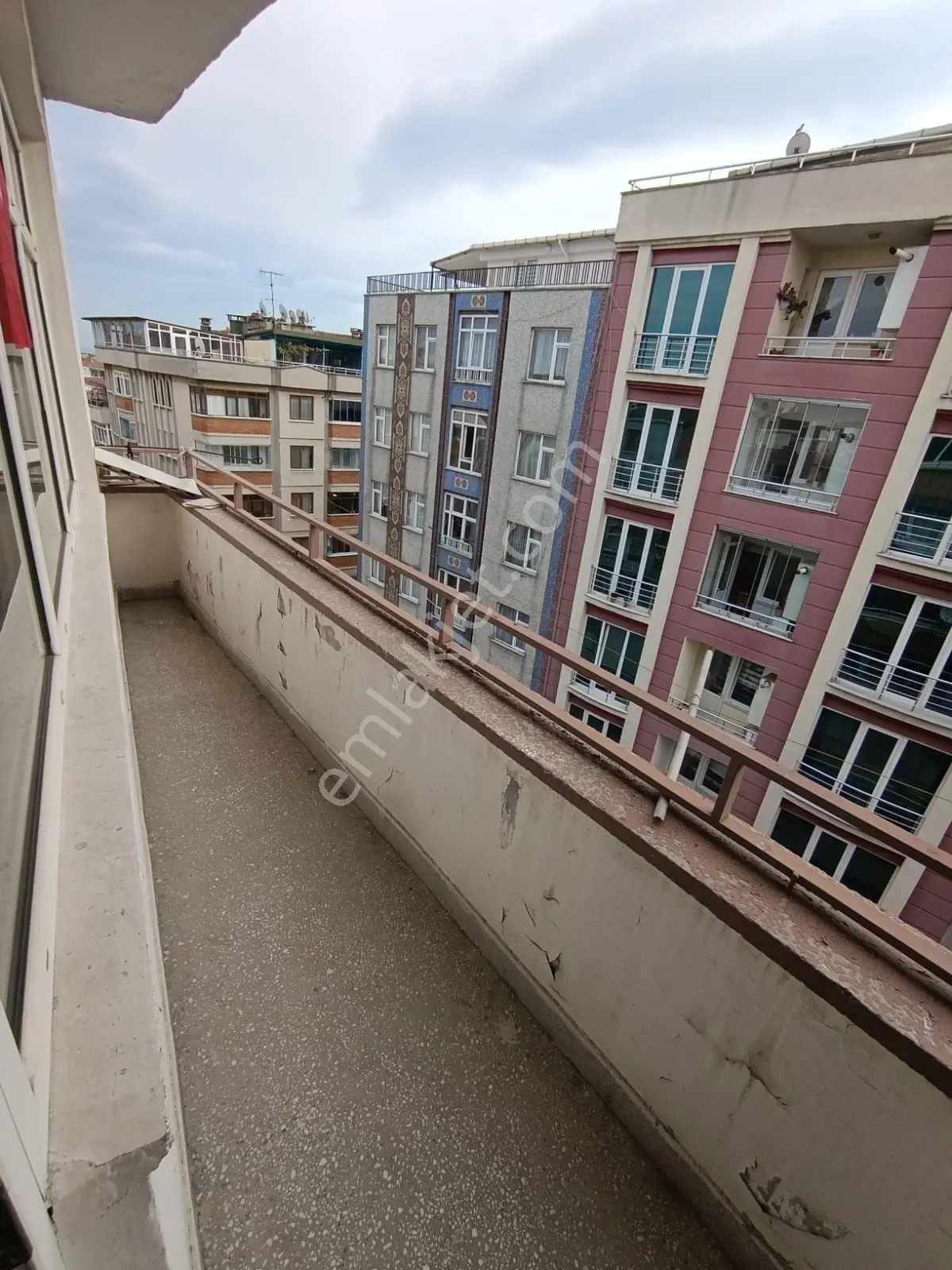 Şehir Merkezinde 3+1+3+1 Balkonlu Teraslı Kapı Girişleri Ayrı Deniz Manzaralı Dubleks Satılık Daire — fotoğraf 6