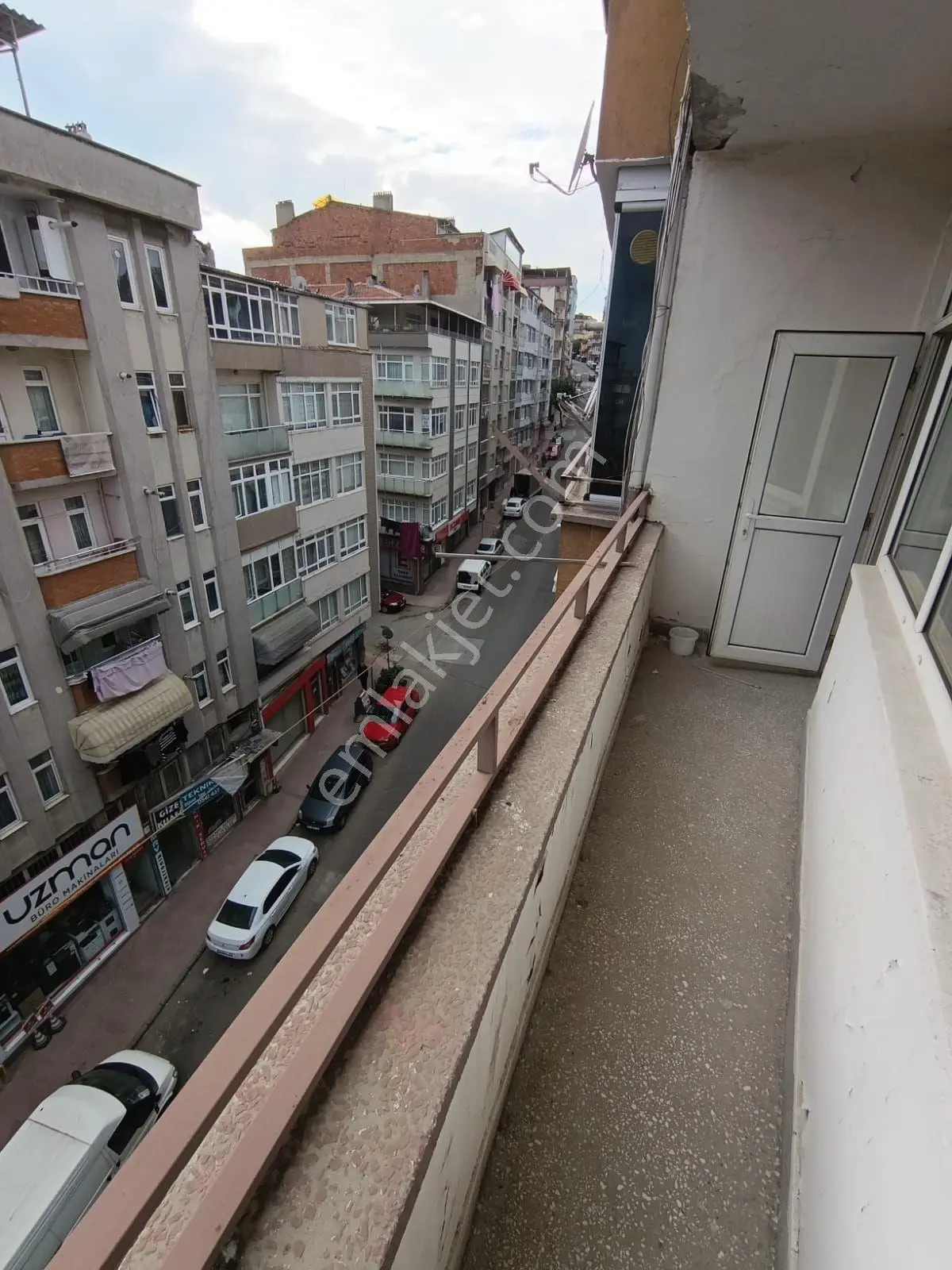 Şehir Merkezinde 3+1+3+1 Balkonlu Teraslı Kapı Girişleri Ayrı Deniz Manzaralı Dubleks Satılık Daire — fotoğraf 7