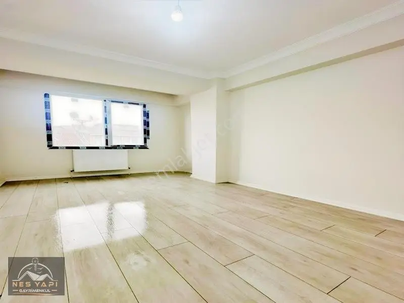 Metrobüse 5 Dk Sıfır İskanlı Arakat Daire!! — fotoğraf 18