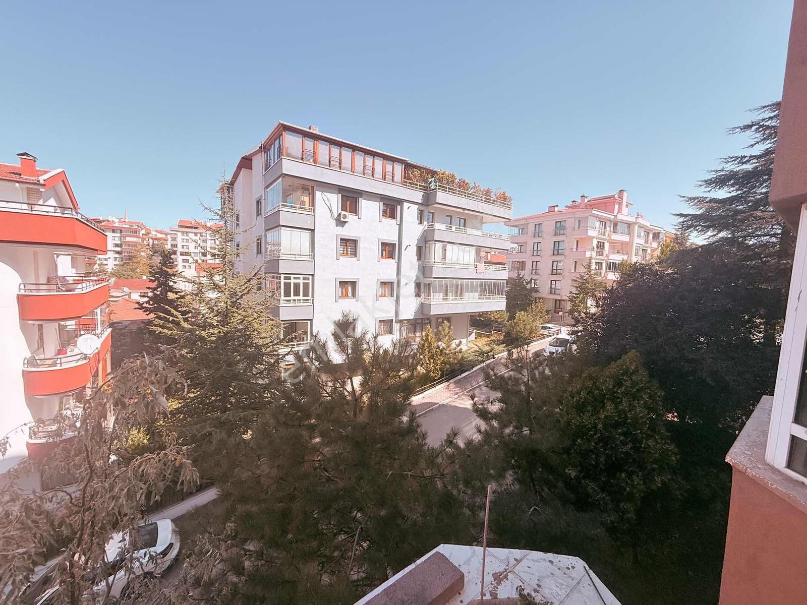 Çankaya Birlik 463.sk 3+1 Y.giriş Manzara Garajlı Satılık Daire — fotoğraf 5