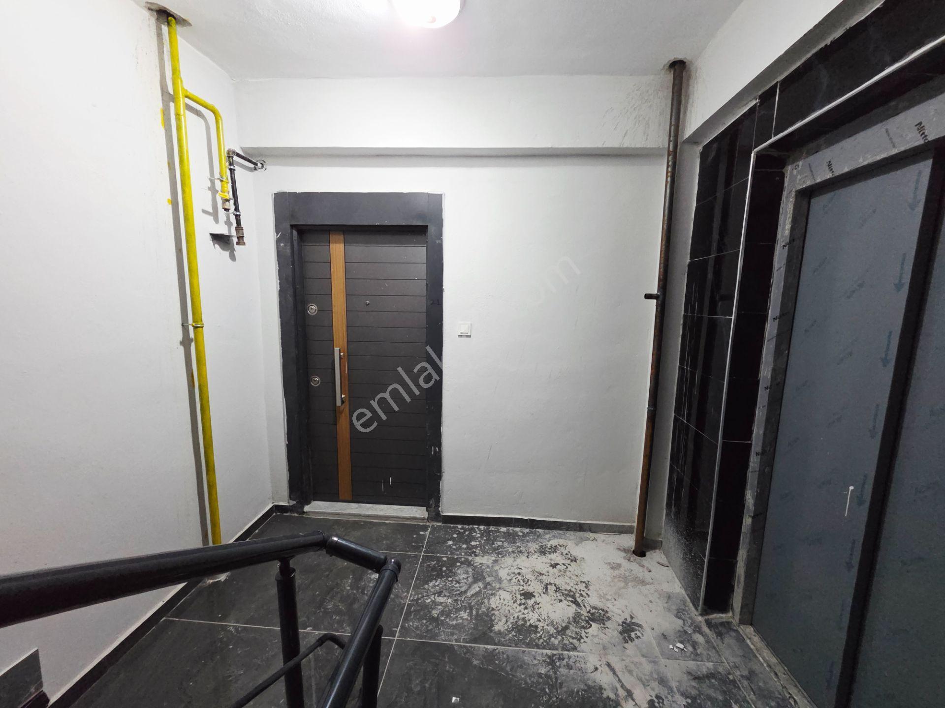 Karaköprü Seyrantepede Satılık Lüx 2+1 Daire — fotoğraf 18