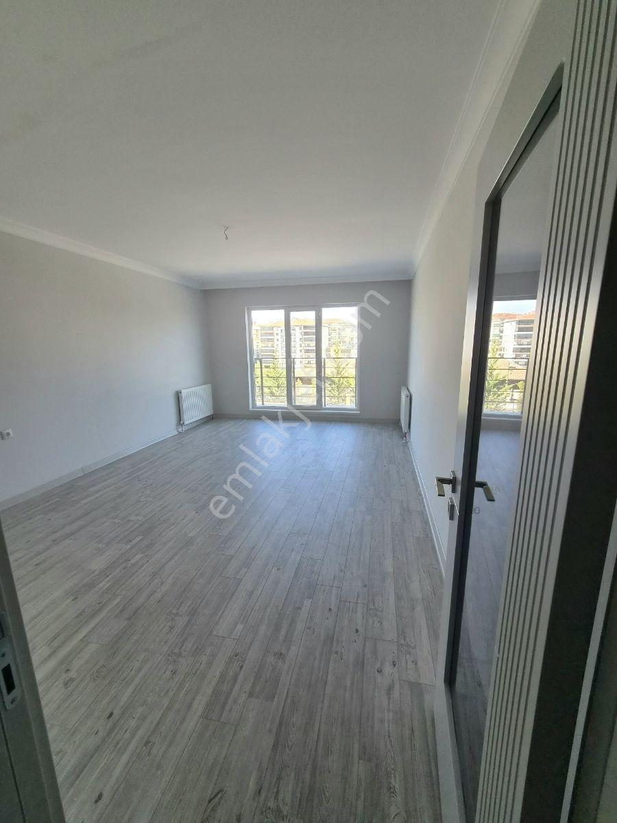 Altınköy At Çiftliği Karşısı 1.kat Manzaralı Ve Masrafsız Daire — fotoğraf 6