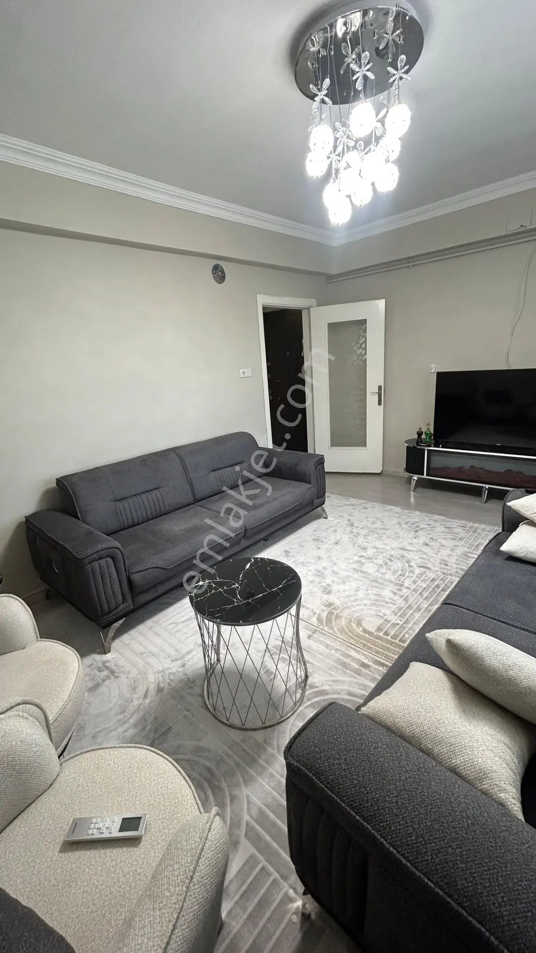 Tavze Gayrimenkuldan Şanlıurfa Süleymaniyede Satılık 2+1 Full Yapılı Üst Kat. — fotoğraf 2