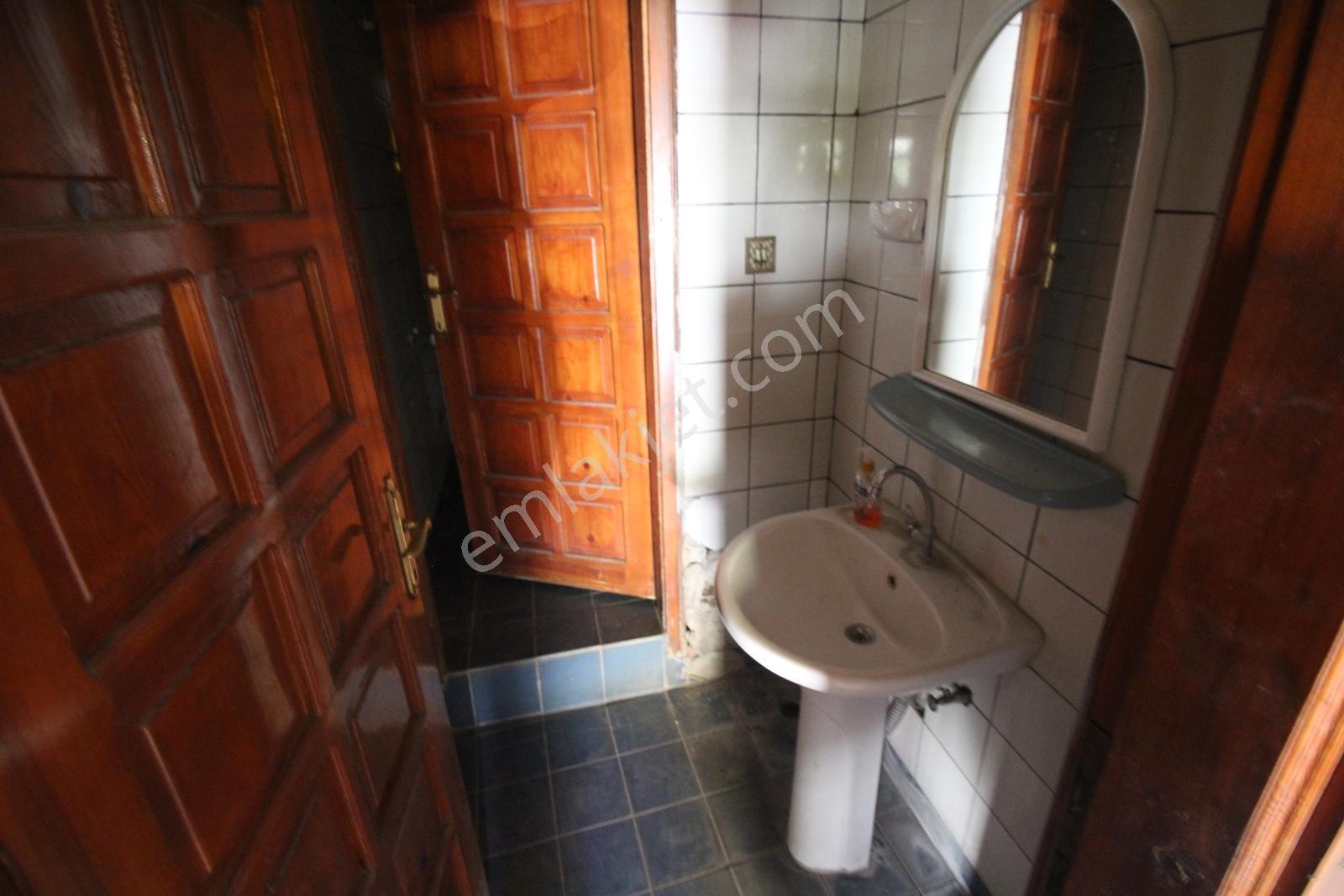 Aksaray Hamidiyede Satılık 1+1 Ofis — fotoğraf 6