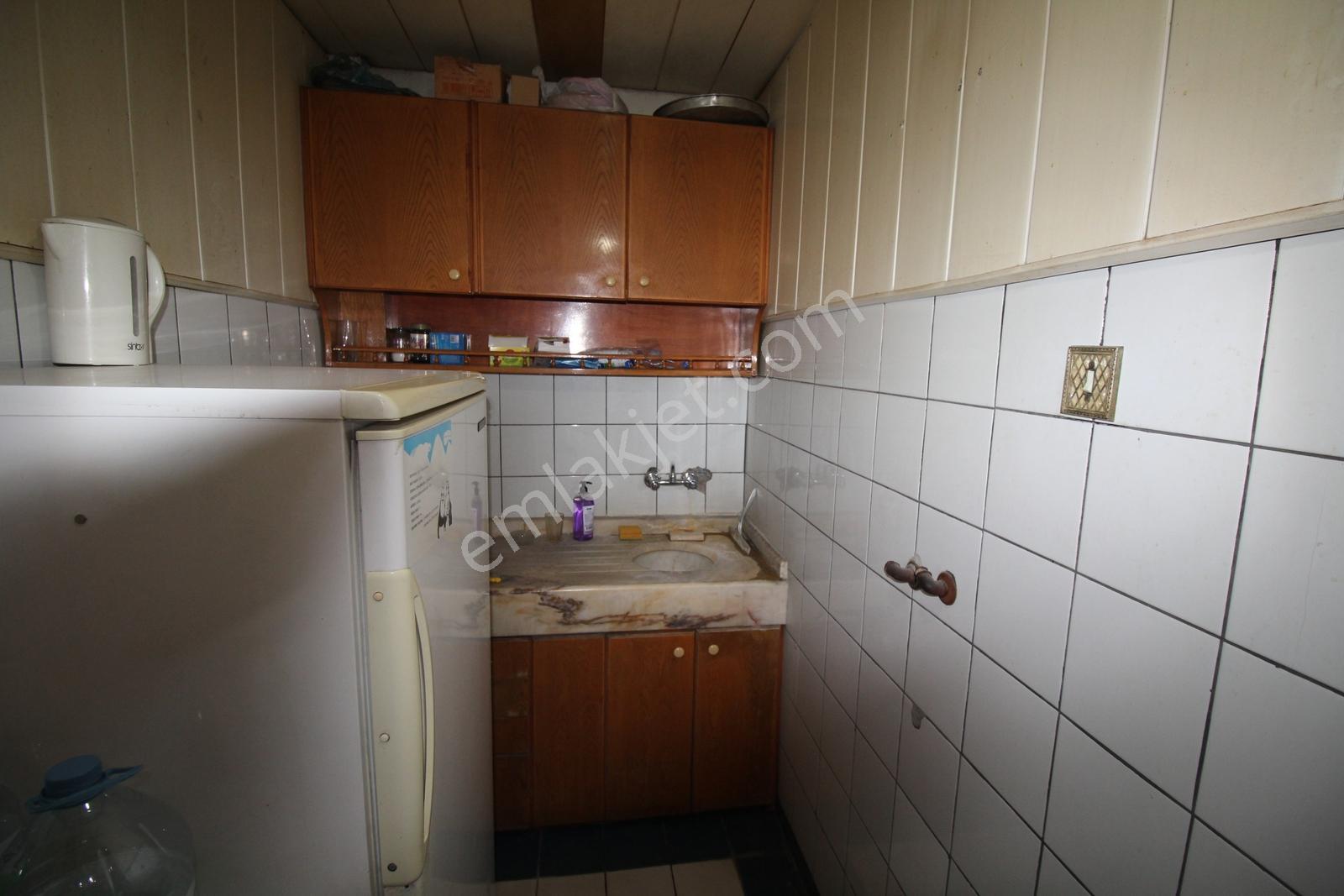Aksaray Hamidiyede Satılık 1+1 Ofis — fotoğraf 8