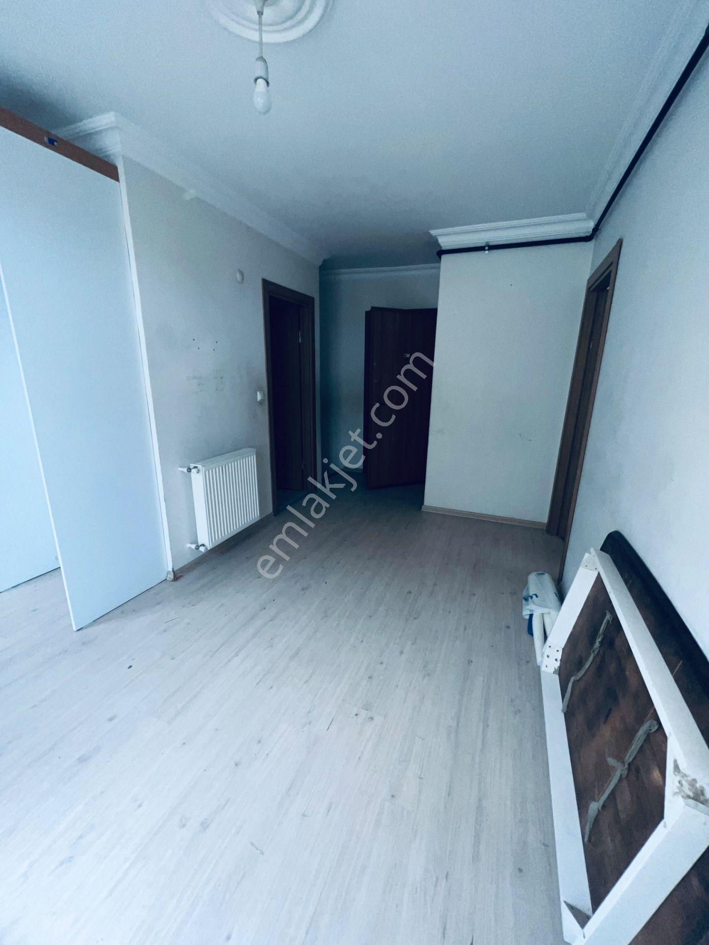 İstanbul Sancaktepe Mevlana Mah Satılık 3+1 Ters Dublex 130 M2 — fotoğraf 12