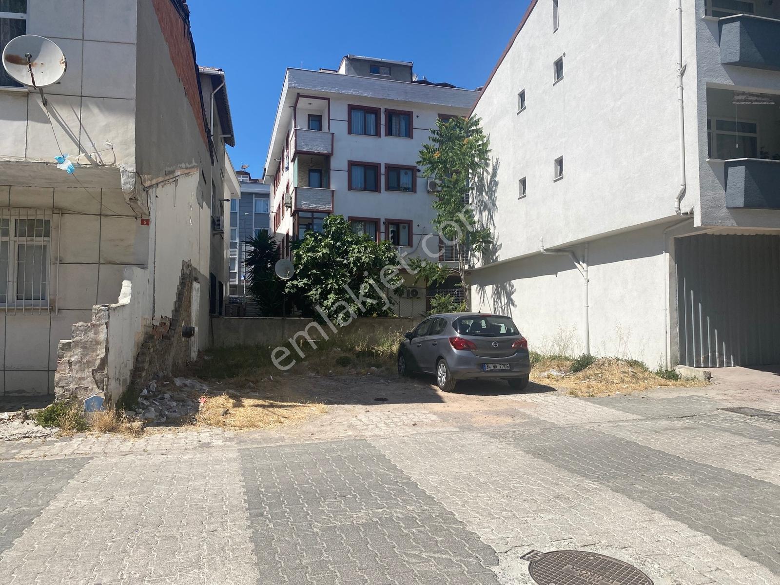 Evinibul'dan Mükemmel Konumda 115m2 E5'e Yakın Arsa — fotoğraf 6