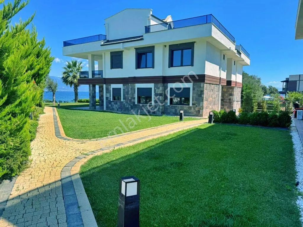 Uytundan Pelitköyde Denize Sıfır Havuzlu Sitede 2+1 Son Dubleks! — fotoğraf 14