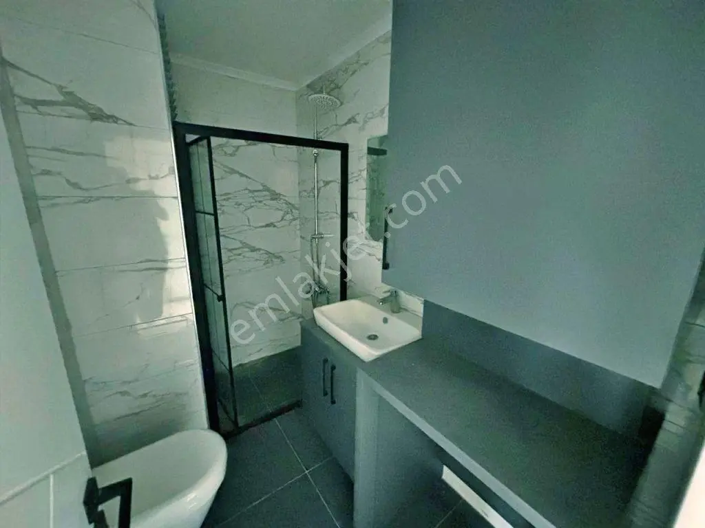 Uytundan Pelitköyde Denize Sıfır Havuzlu Sitede 2+1 Son Dubleks! — fotoğraf 18