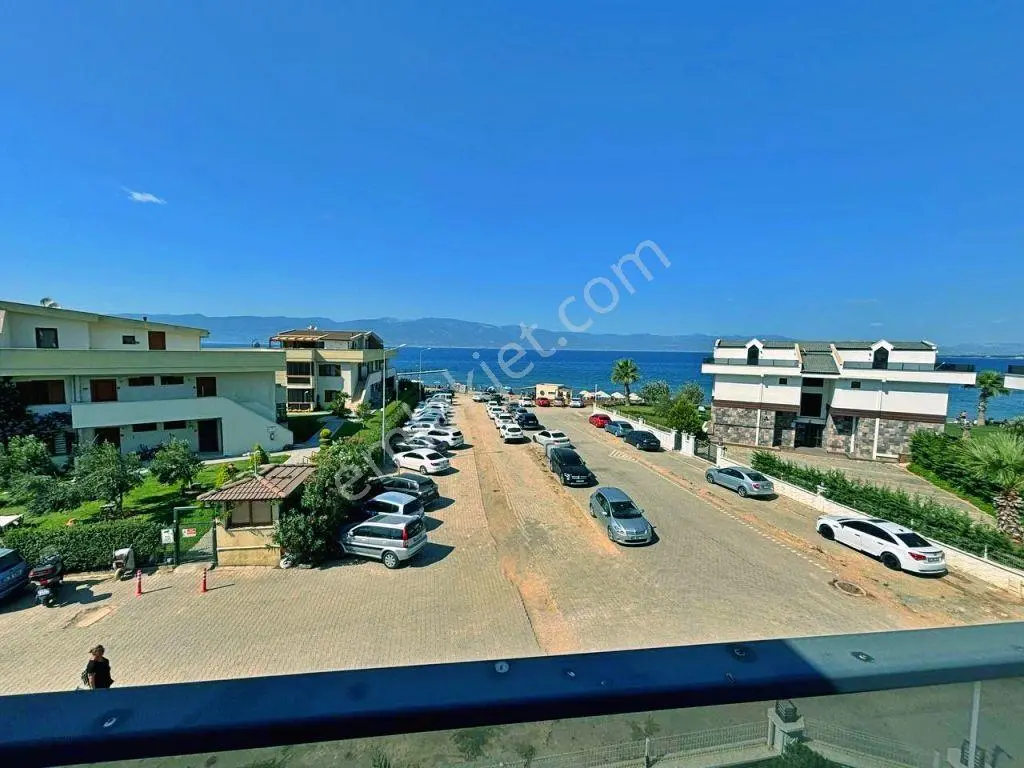 Uytundan Pelitköyde Denize Sıfır Havuzlu Sitede 2+1 Son Dubleks! — fotoğraf 19