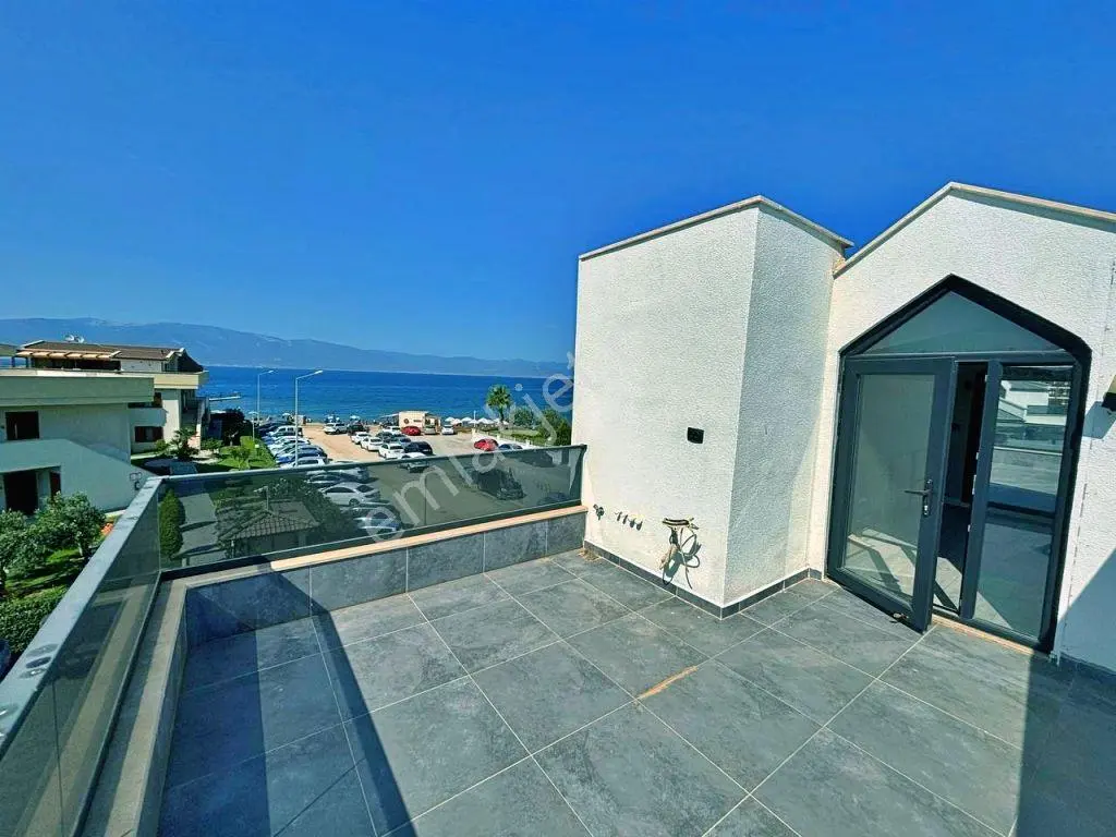 Uytundan Pelitköyde Denize Sıfır Havuzlu Sitede 2+1 Son Dubleks! — fotoğraf 20