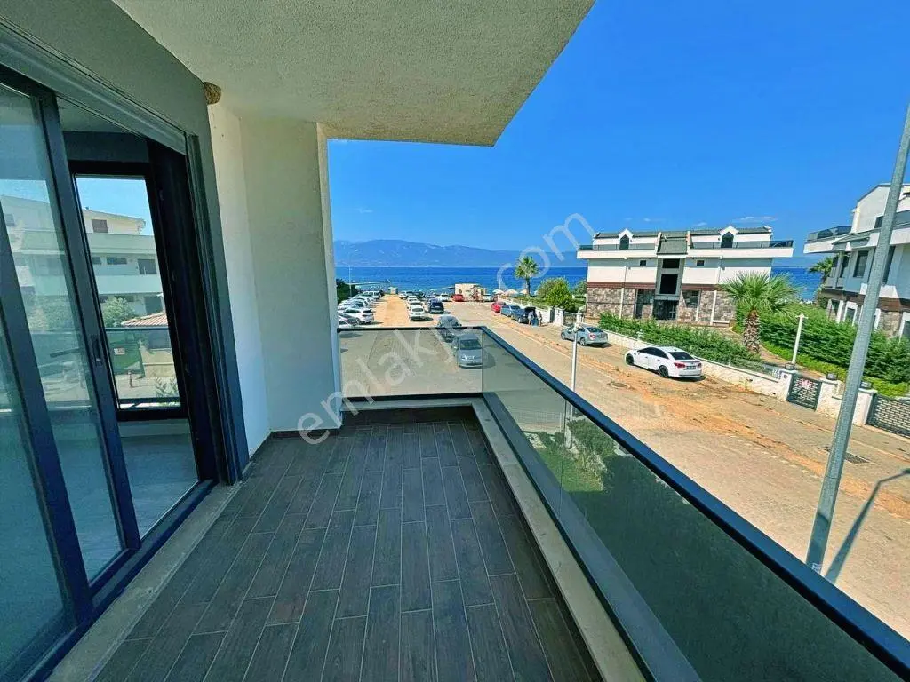 Uytundan Pelitköyde Denize Sıfır Havuzlu Sitede 2+1 Son Dubleks! — fotoğraf 22