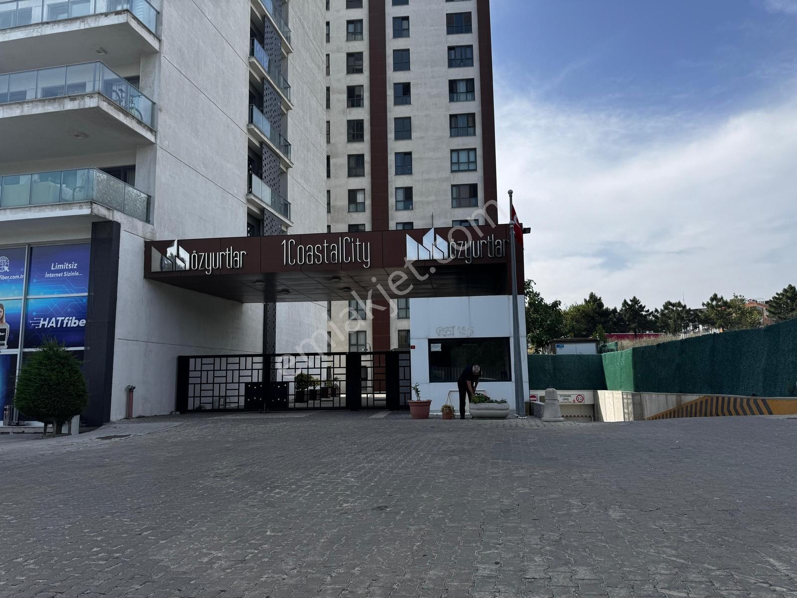 Beylikdüzü Büyükçekmece Sahile Yakın Fırsat Boş 2+1 Bahçe Katı — fotoğraf 3