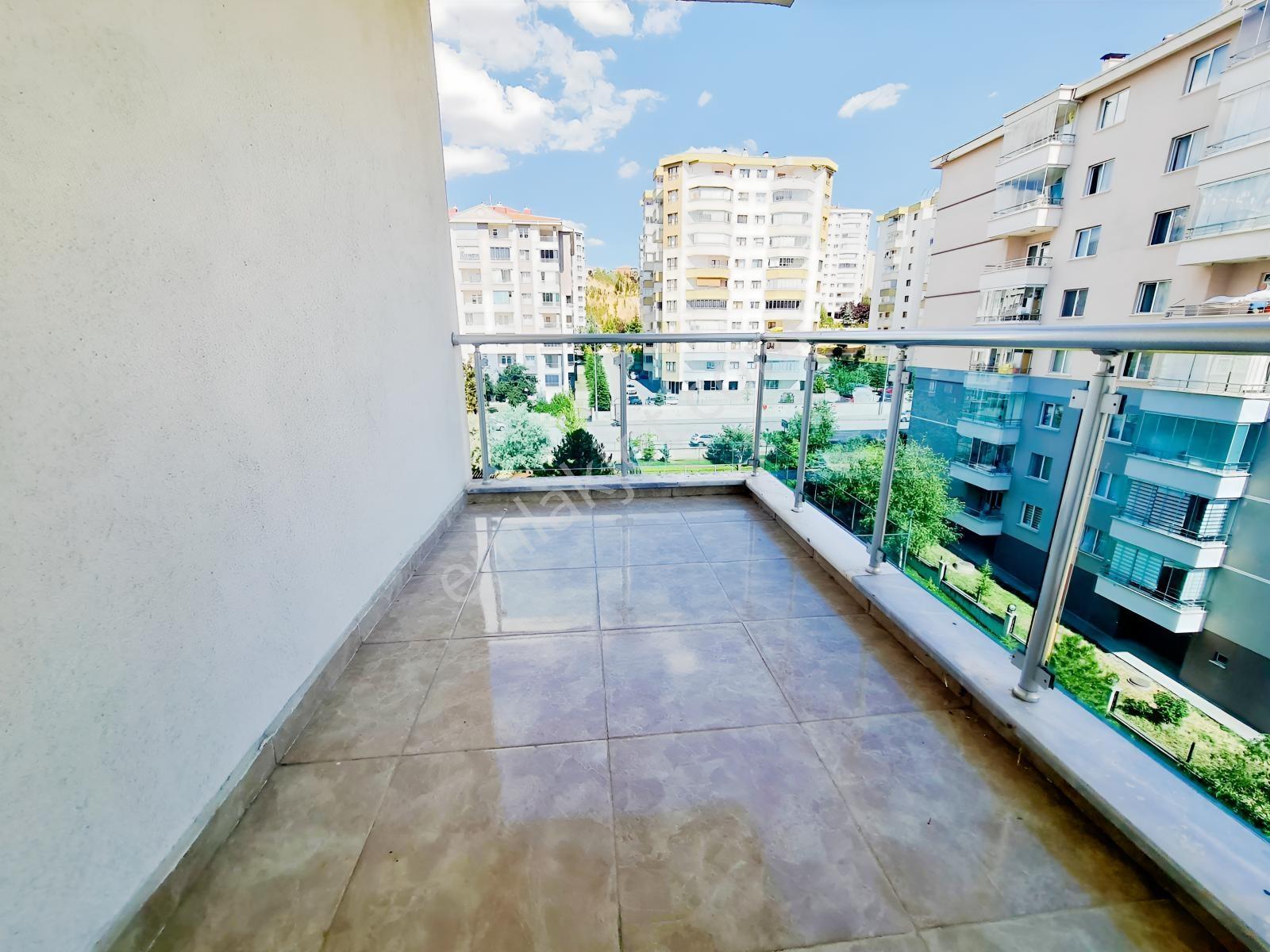 Ahimesut Mh.sitesi İçerisinde Ebeveyn Banyo Ve Giyinme Odalı 3+1 — fotoğraf 21