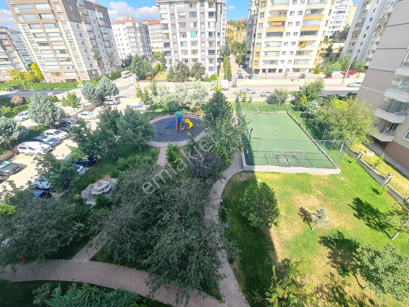 Ahimesut Mh.sitesi İçerisinde Ebeveyn Banyo Ve Giyinme Odalı 3+1 — fotoğraf 24