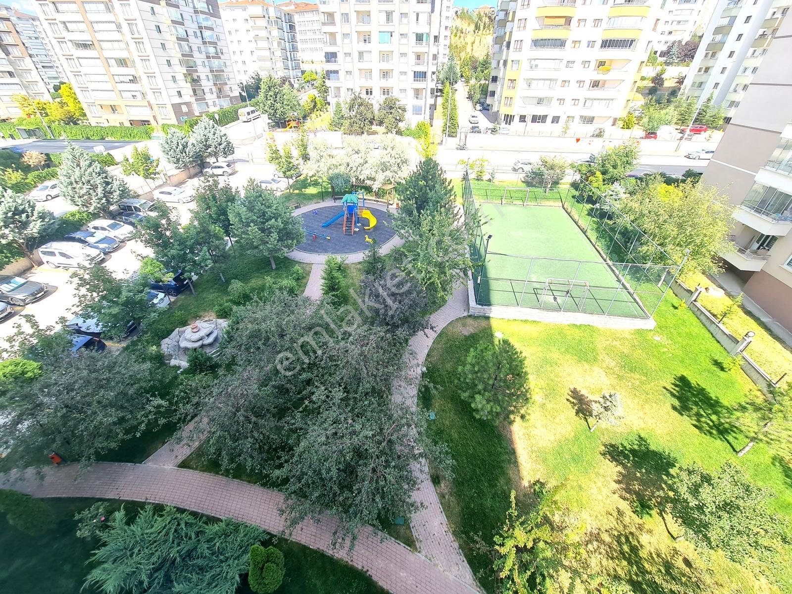 Ahimesut Mh.sitesi İçerisinde Ebeveyn Banyo Ve Giyinme Odalı 3+1 — fotoğraf 25