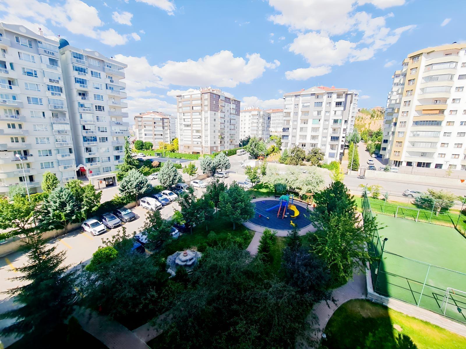 Ahimesut Mh.sitesi İçerisinde Ebeveyn Banyo Ve Giyinme Odalı 3+1 — fotoğraf 26