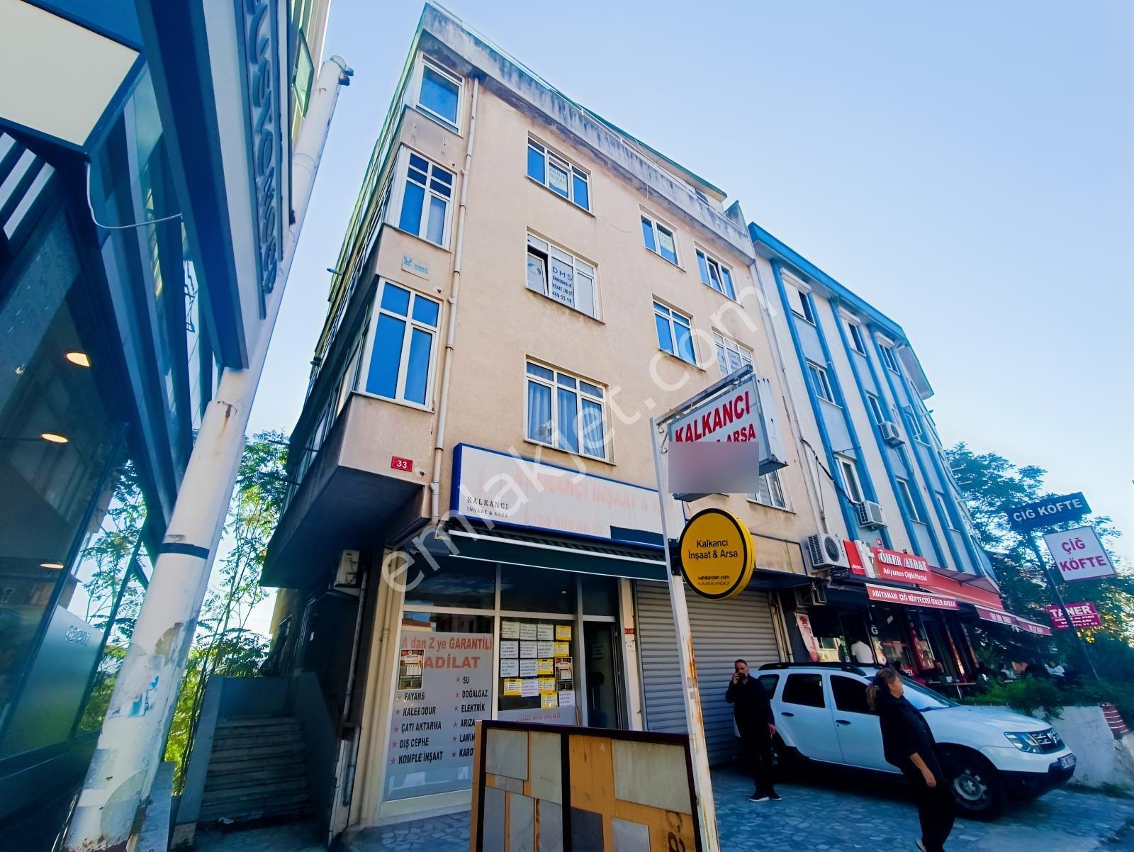 İçerenköy'De Satılık 5+1 Dubleks Daire