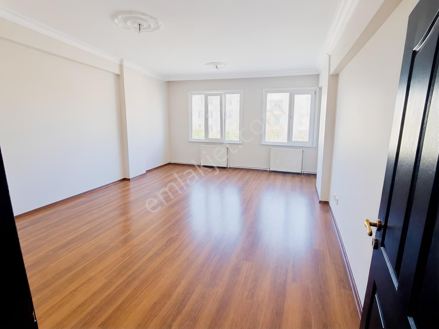 İçerenköy'de Satılık 5+1 Dubleks Daire — fotoğraf 7