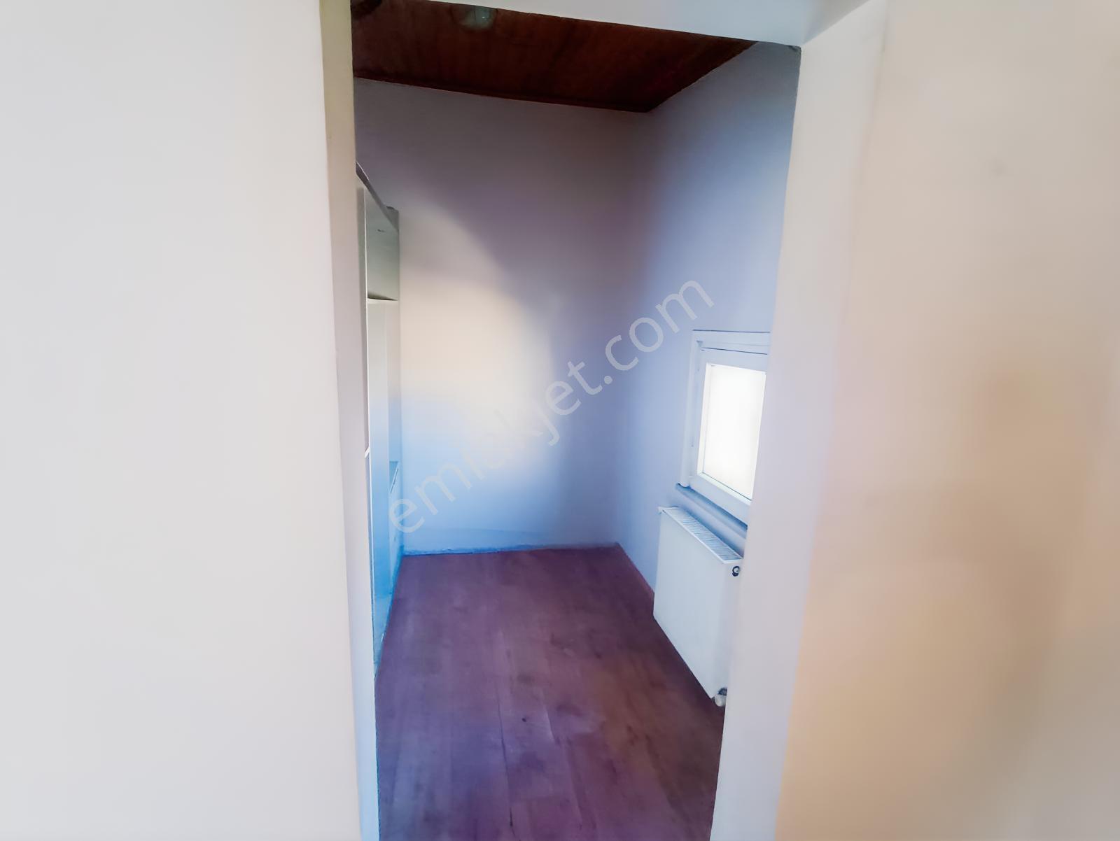 İçerenköy'de Satılık 5+1 Dubleks Daire — fotoğraf 19