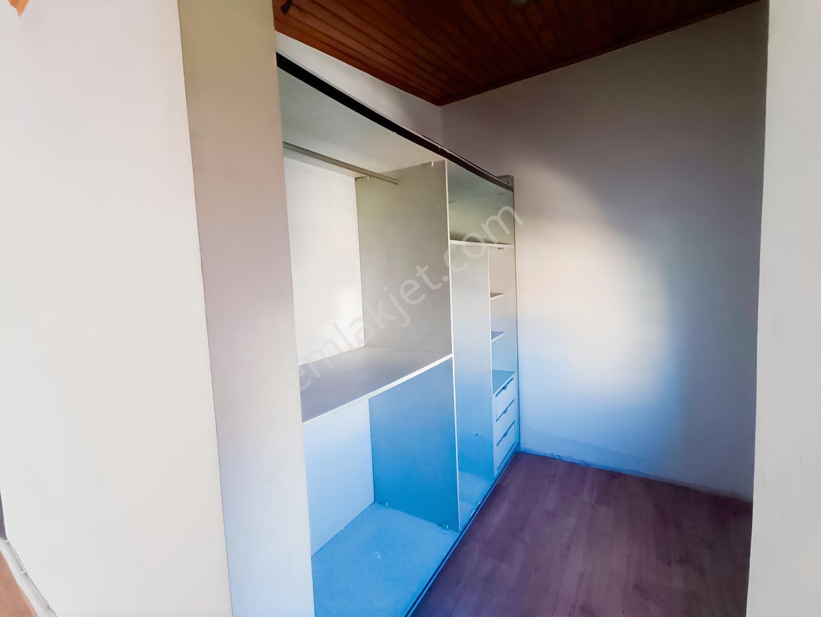 İçerenköy'de Satılık 5+1 Dubleks Daire — fotoğraf 25