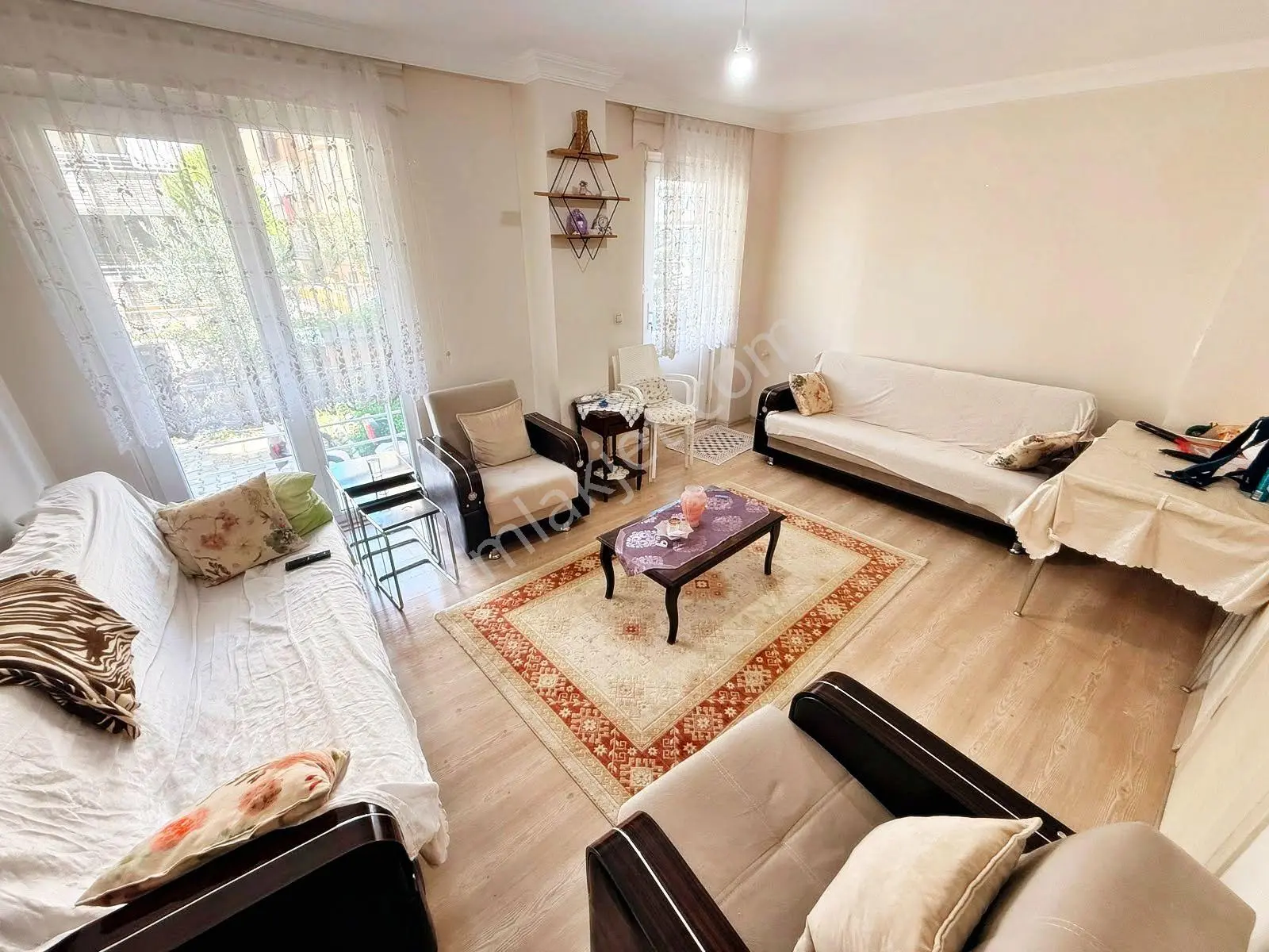 Aktif'ten Akçay'da Satılık Ön Cephe Eşyalı Yüksek Kredili 2+1 Daire — fotoğraf 2