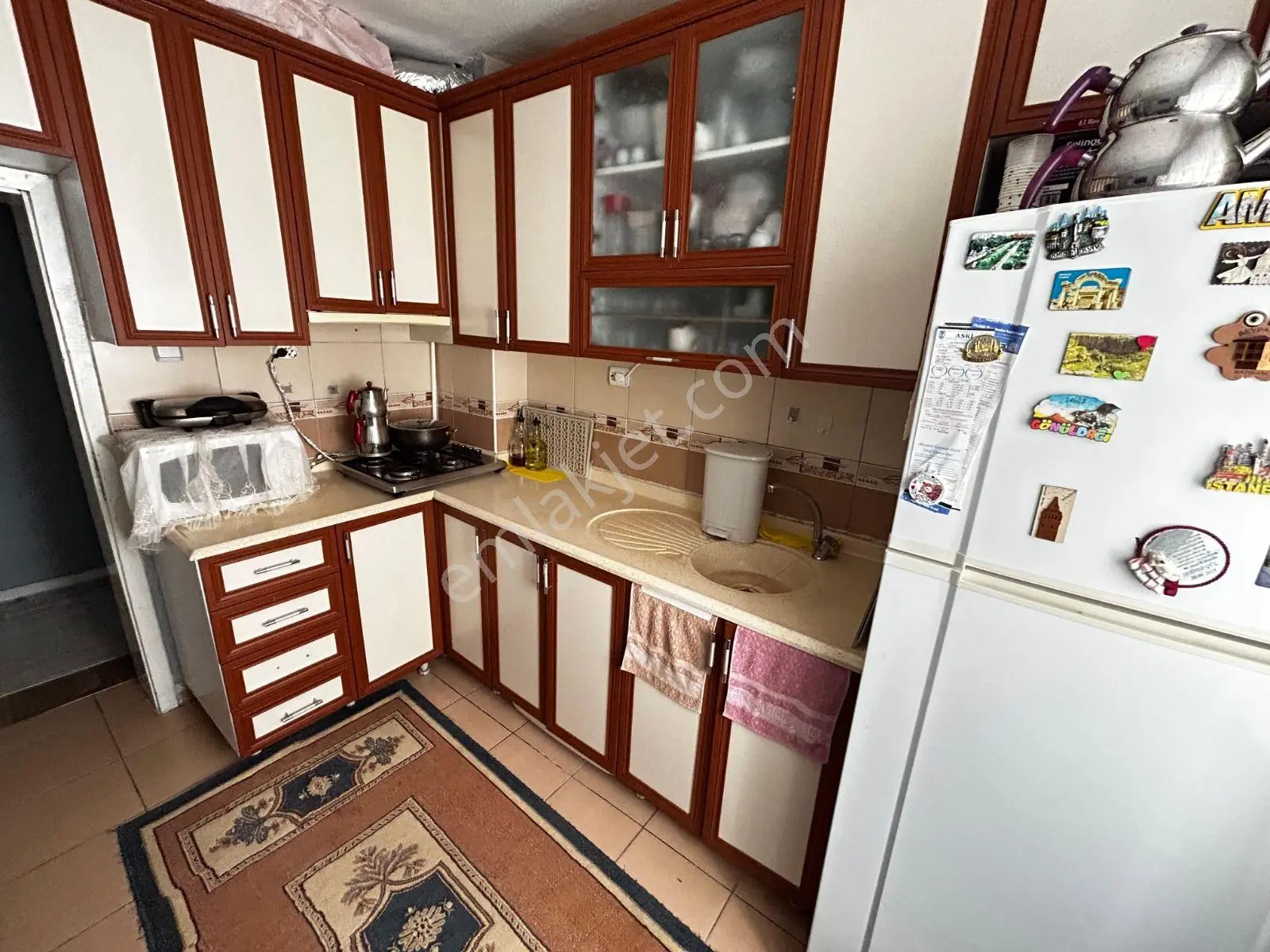 Çatkapıdan Selçuklu Mh Park Cepheli Eminevim/fuzulev Uygun B.sız Salonlu 3+1 Fırsat Daire — fotoğraf 4