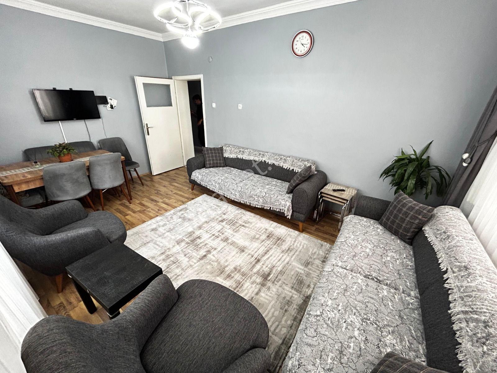 Çatkapıdan Selçuklu Mh Park Cepheli Eminevim/fuzulev Uygun B.sız Salonlu 3+1 Fırsat Daire — fotoğraf 6
