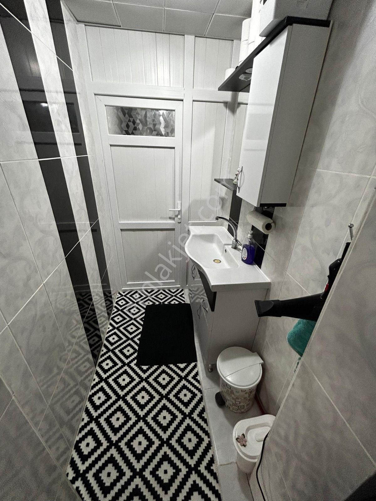 Çatkapıdan Selçuklu Mh Park Cepheli Eminevim/fuzulev Uygun B.sız Salonlu 3+1 Fırsat Daire — fotoğraf 24