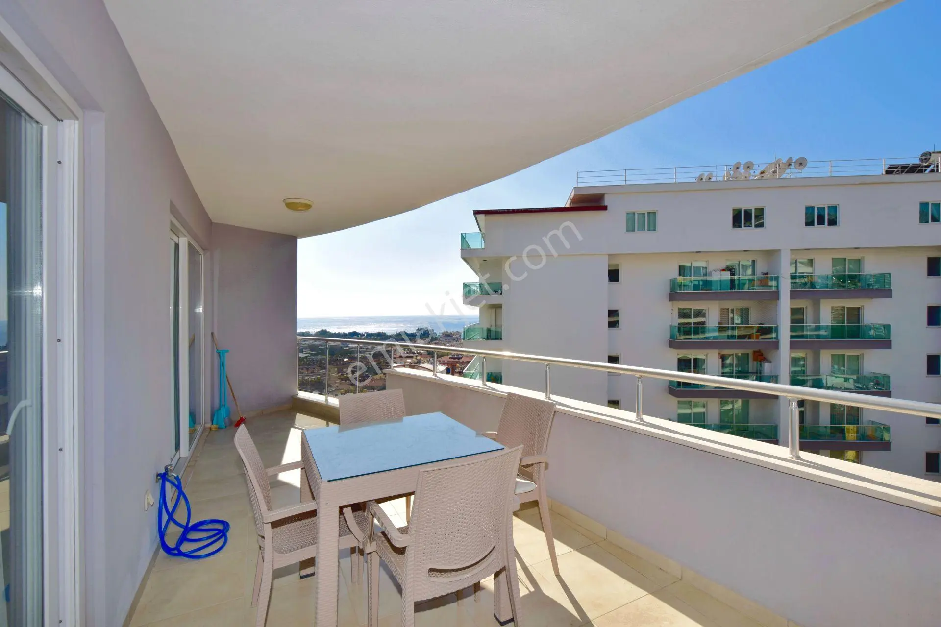 Cikcilli'de Vesta Garden Deniz Ve Dağ Manzaralı 1+1 Eşyalı Daire — fotoğraf 17