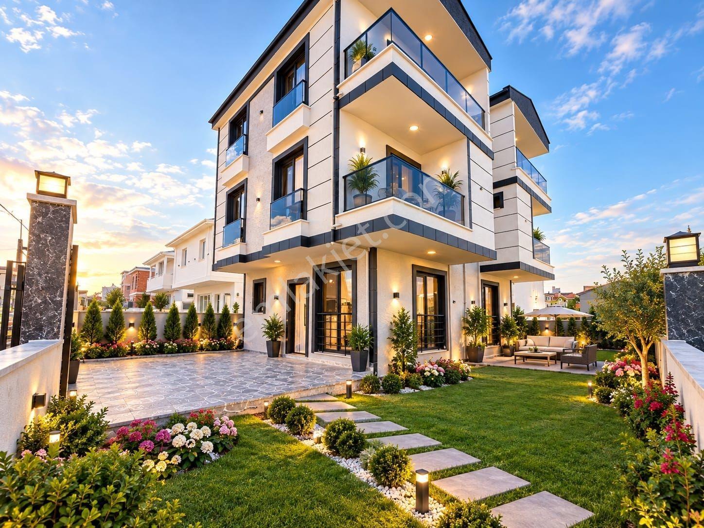 Kartallar-merkezi Konum Büyük Bahçeli Geniş Ve Ferah Odalı Villa — fotoğraf 2