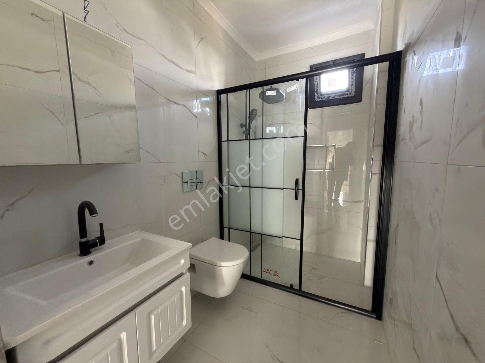 Kartallar-merkezi Konum Büyük Bahçeli Geniş Ve Ferah Odalı Villa — fotoğraf 28