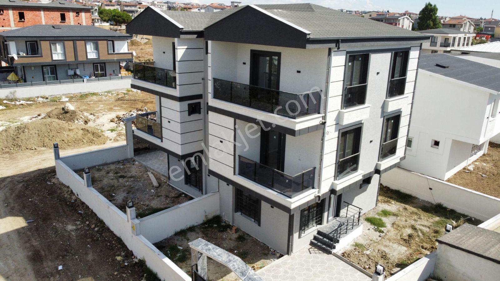 Kartallar-merkezi Konum Büyük Bahçeli Geniş Ve Ferah Odalı Villa — fotoğraf 34