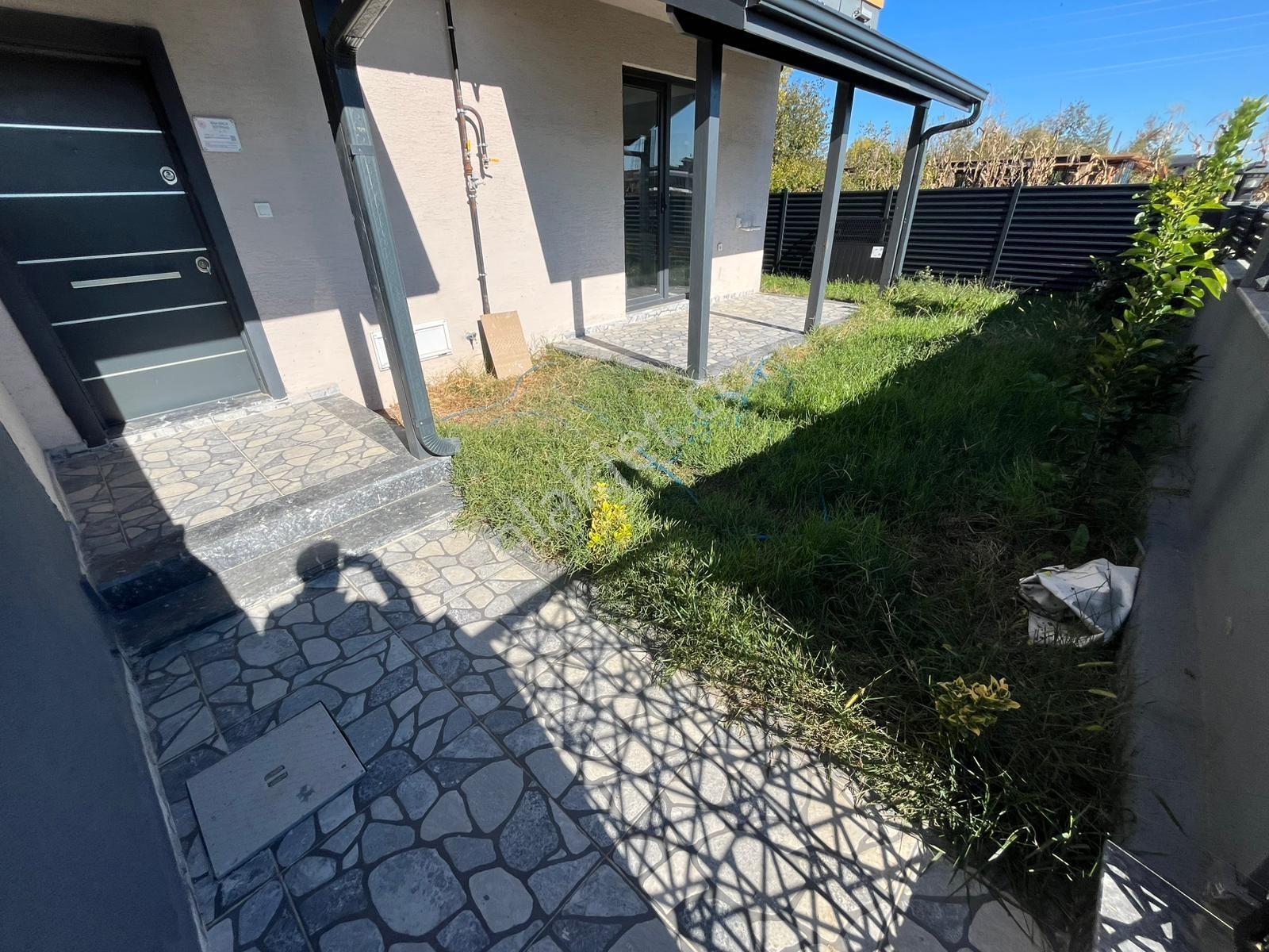 Böylesi Zor Bulunur! Bahçeli Geniş Teraslı 3+1 Villa — fotoğraf 31