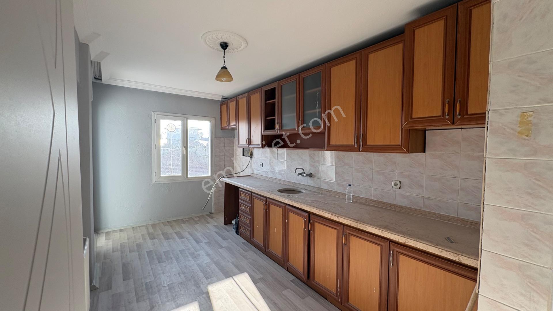 Bergama Fatih Mahallesi'nde 3+1 Şehir Manzaralı Daire — fotoğraf 14