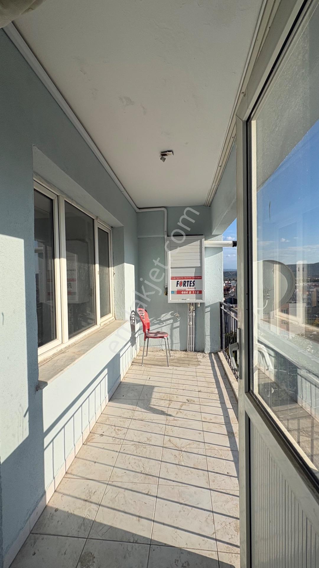 Bergama Fatih Mahallesi'nde 3+1 Şehir Manzaralı Daire — fotoğraf 16