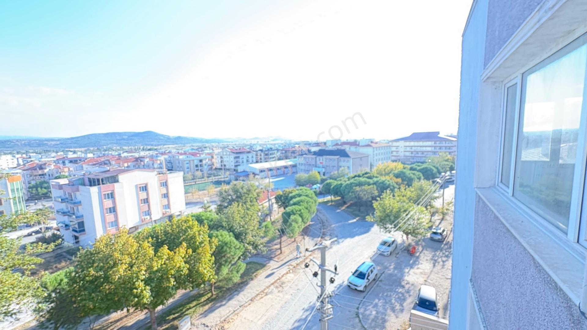 Bergama Fatih Mahallesi'nde 3+1 Şehir Manzaralı Daire — fotoğraf 19