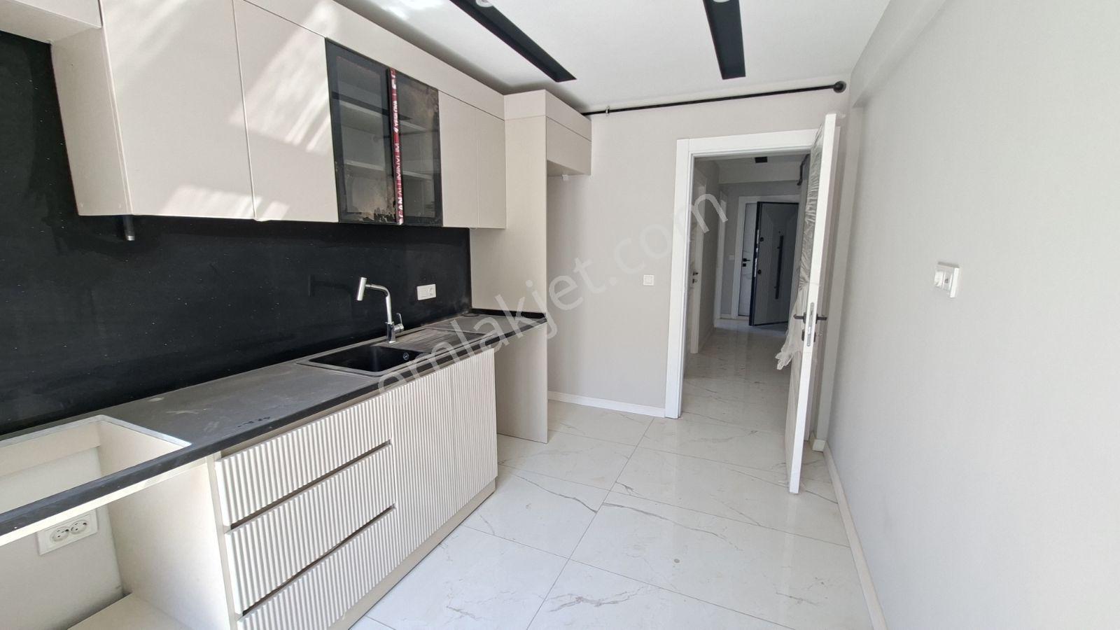 Buca Koop.mah.site İçi Kapalı Mutfak (2+1) Sıfır Satılık Daire — fotoğraf 3
