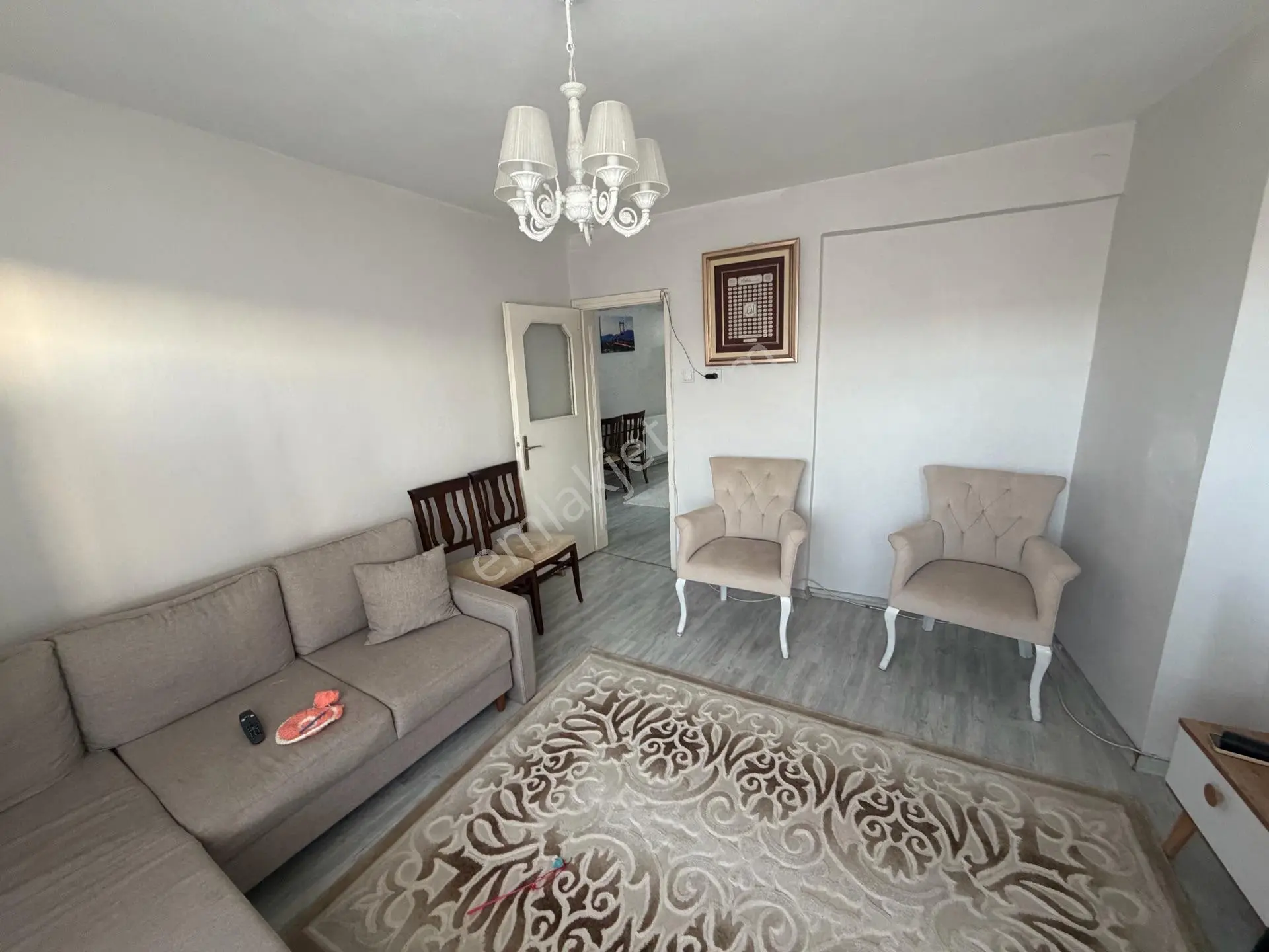 Tekirdağ Süleymanpaşa Çiftlikönü Mahallesi Satılık Eşyalı 1+1 Daire Ayrı Mutfakl...