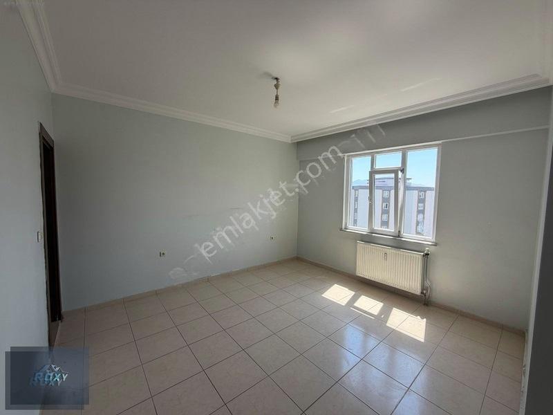 Roxy Grouptan Cadde Üzeri Önü Açık 3 Cepheli Prestijli Daire — fotoğraf 6