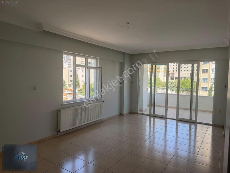 Roxy Grouptan Cadde Üzeri Önü Açık 3 Cepheli Prestijli Daire — fotoğraf 16