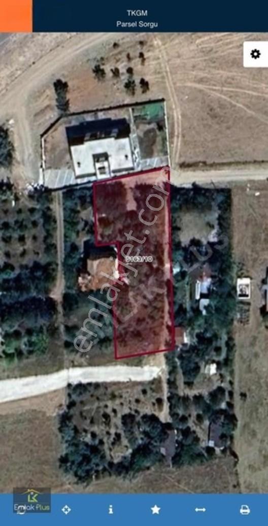 Emlak Plus'tan Satılık Villa Arsası — fotoğraf 7