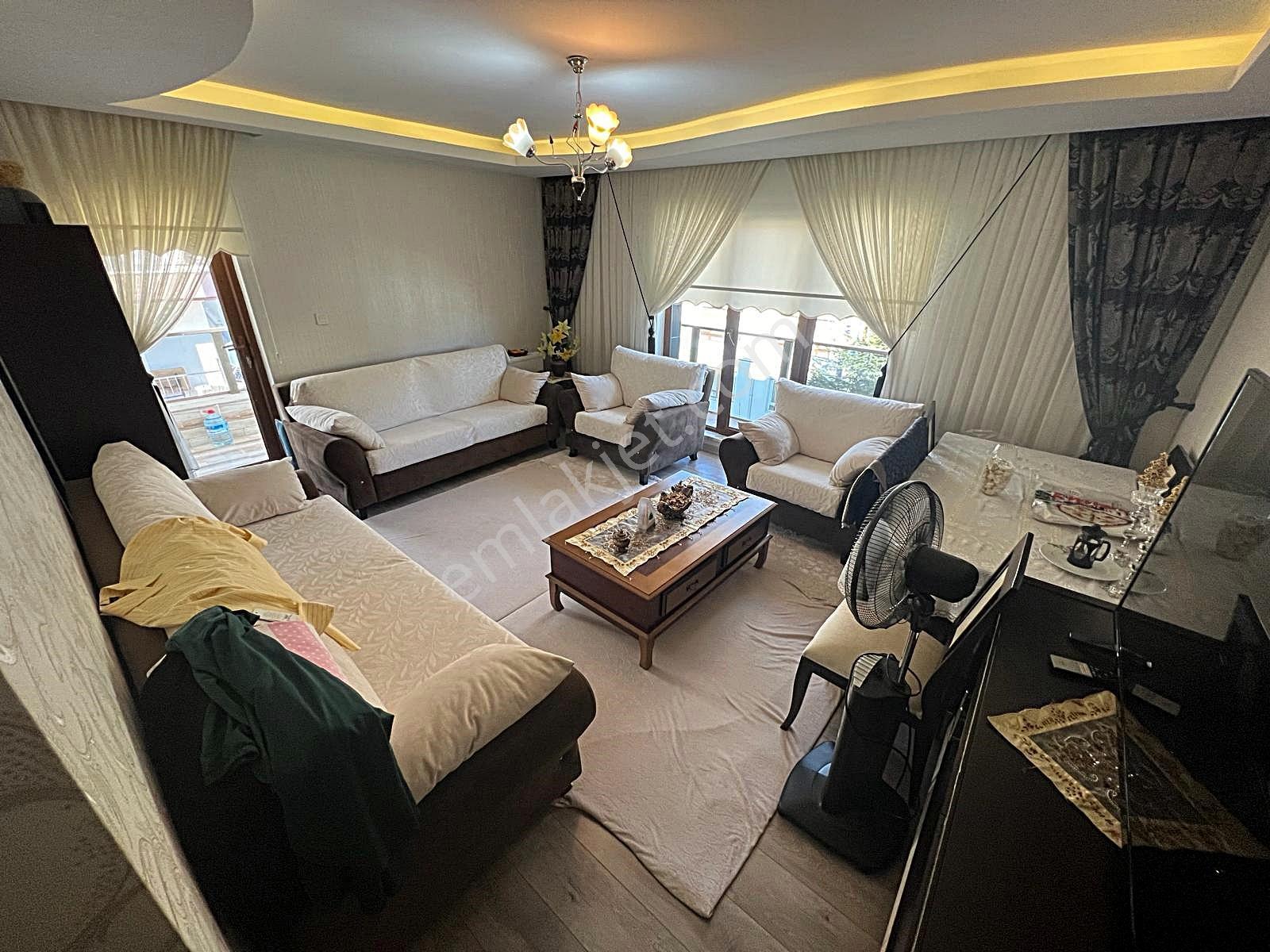 Ultra Lüks Yapılı Kök Tapu Cadde Yakını Satılık Daire