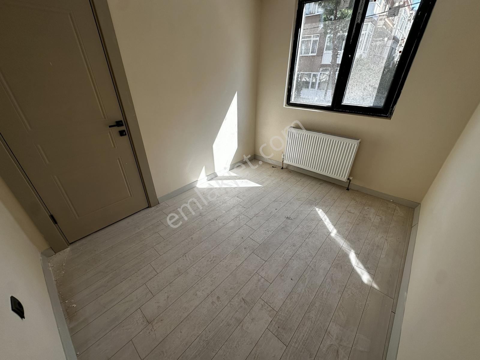 Tamiş'den Küçükyalı Marmaraya Çok Yakın Sıfır Ön Cephe 1.kat 1+1 — fotoğraf 12