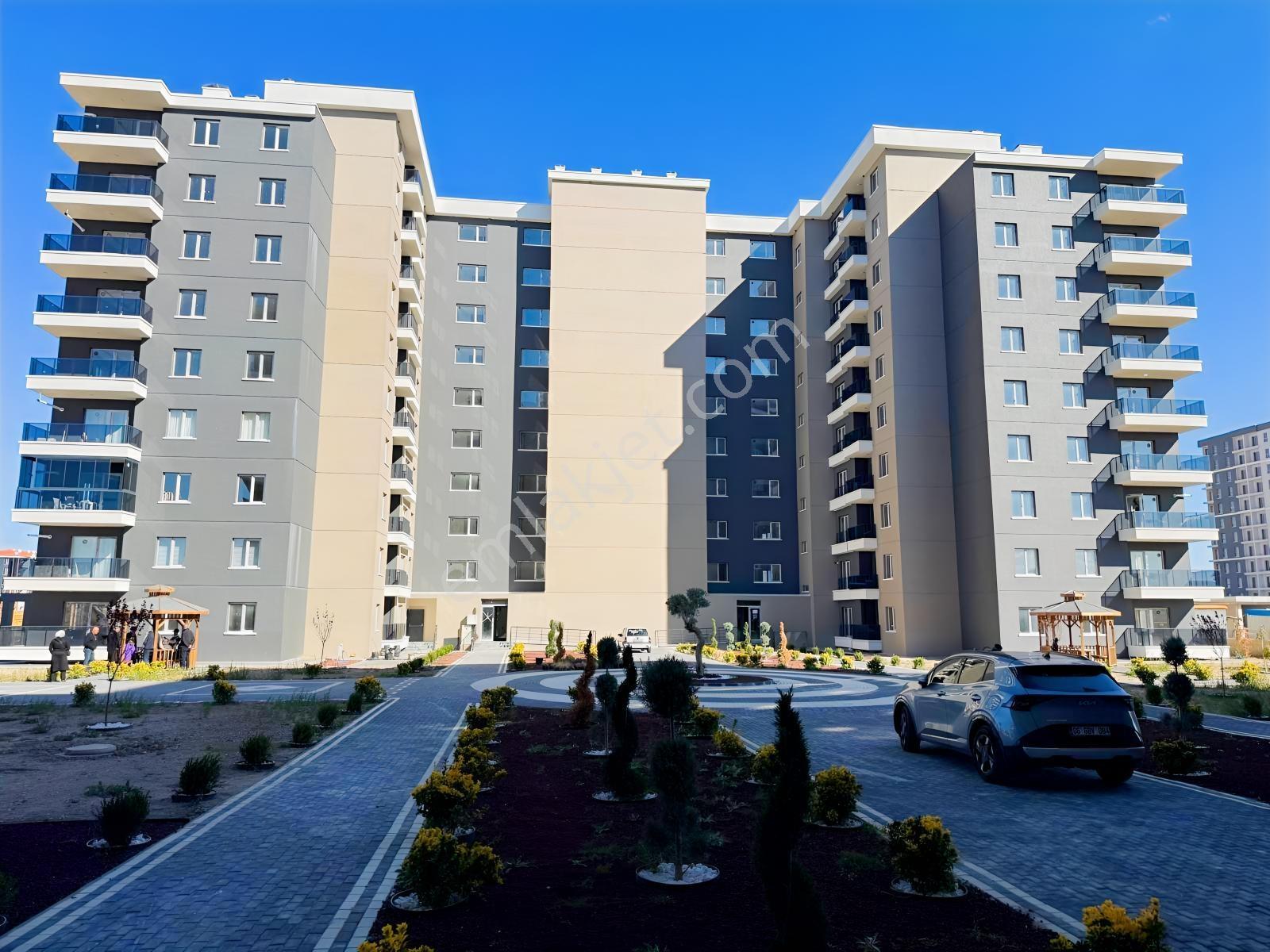 Esenboğa Mahallesinde Hemen Tapu Oturuma Hazır 1+1 Daire Satılık — fotoğraf 2